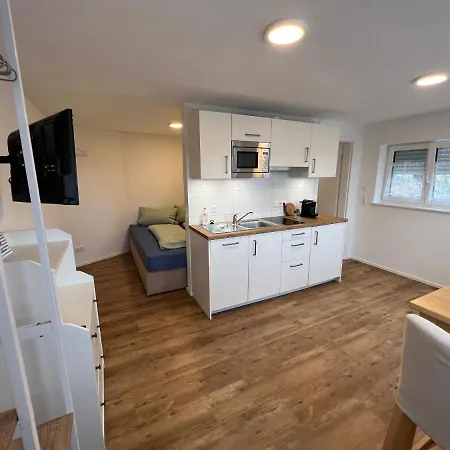 Cafe Canape, Wohlfuehlen Im Schoenen Hof Zwischen & Bodensee Apartment Ravensburg